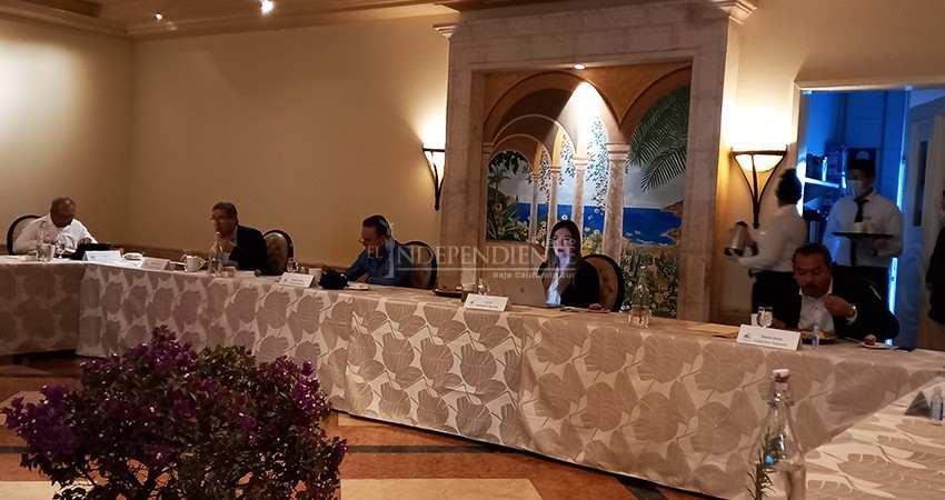 Golpea crisis económica a capacitadores y “coaches” empresariales en Los Cabos 