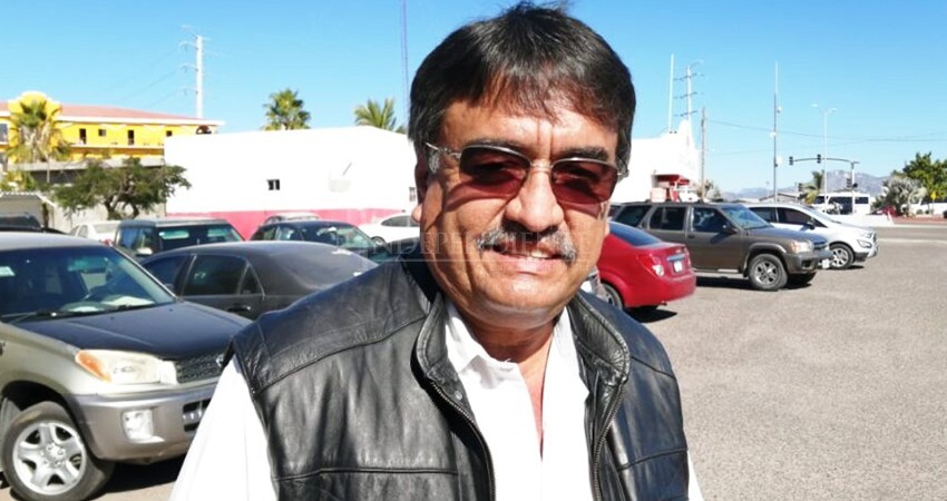 Se va Óscar Leggs del Ayuntamiento de Los Cabos