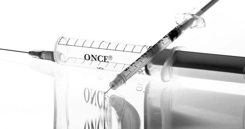 Tanzania rechaza vacunas covid porque 'Dios les protegerá', dice presidente