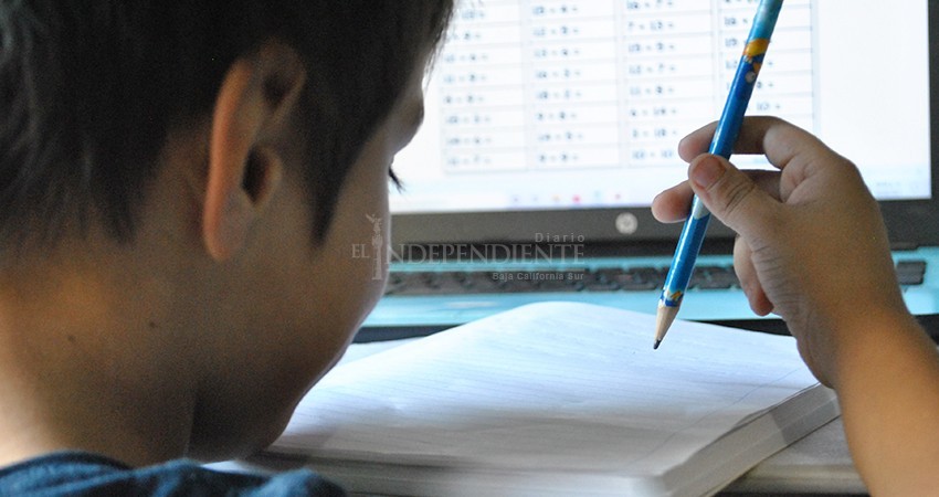 No se permitirá que espacios en escuelas estén condicionadas por cuotas