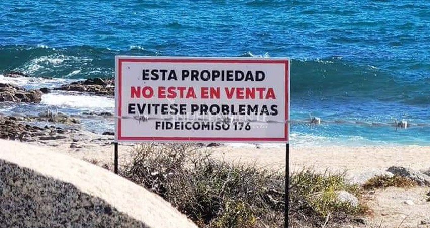 Que se responsabilice a funcionarios que permitieron privatización de playas