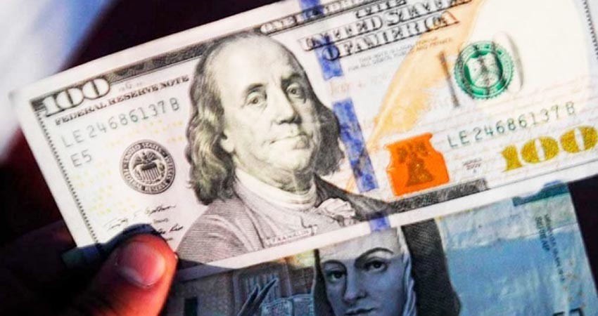 Cae el peso 1.54%; es de la monedas con más depreciación