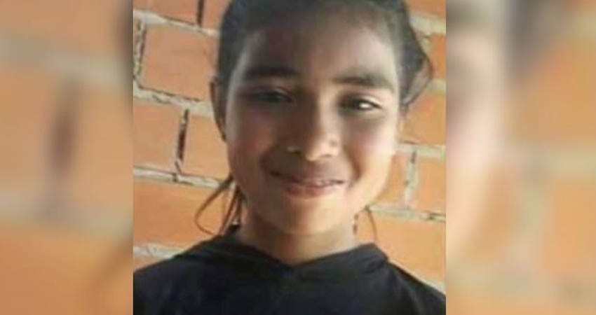 Muere niña durante ritual de exorcismo; arrestan a su mamá