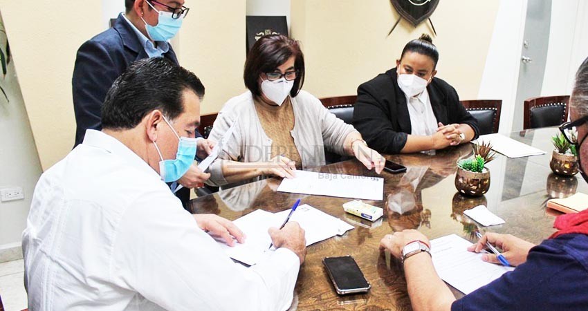 Recibe Ayuntamiento La Paz, predio para construcción de vivienda para trabajadores municipales