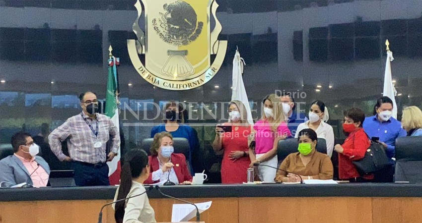 Pelean diputados por mesa directiva del congreso BCS