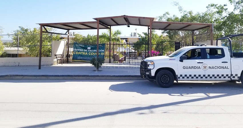 Sobran vacunas anticovid en CSL; adultos rechazan convocatoria de vacunación