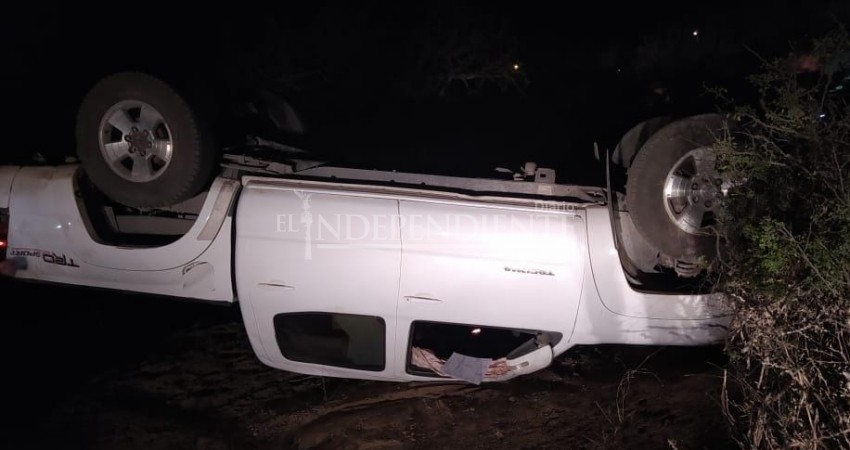 Volcado y abandonado encuentran vehículo de la PGJE en Calafia