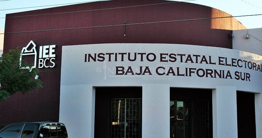 760 personas se inscribieron para ser candidatos ante el IEE; 9 buscan la gubernatura