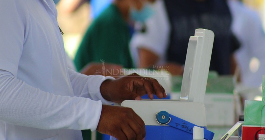 A partir del 15 de abril se prevé que comience la vacunación en trabajadores de la educación