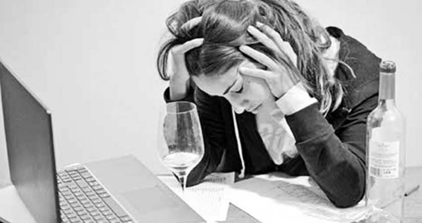 Covid-19 afectaría el conocimiento; daño parecido a persona con alzheimer leve