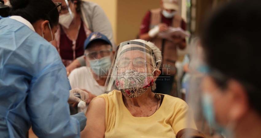 Han llegado a BCS 123, 635 dosis de vacunas contra COVID-19