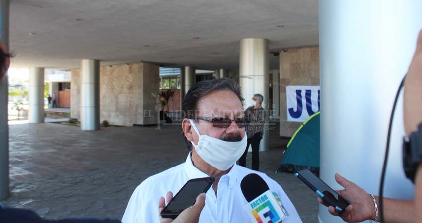 Director del TEC de La Paz denuncia al líder sindical de la institución ante la FGR