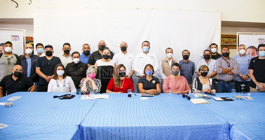 Hace compromisos Ricardo Barroso por seguridad, transporte y recolección de basura con CANIRAC