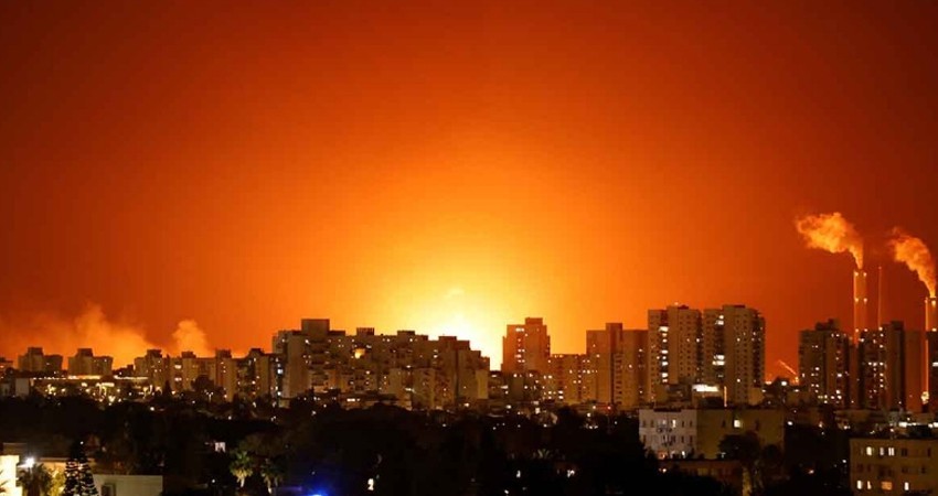 Videos de Franja de Gaza tras ataque israelí; cohete impacta en Tel Aviv
