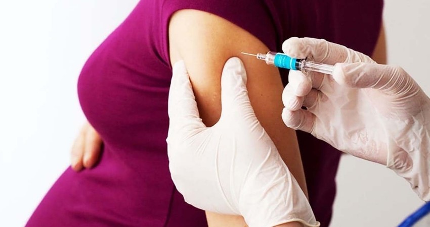 Abren registro de vacunación contra COVID a embarazadas