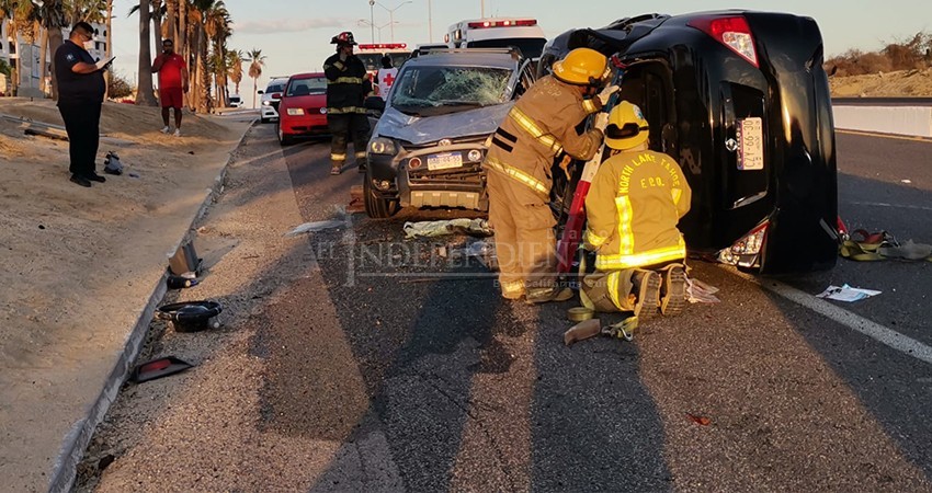 Otra tragedia: accidente en el corredor turístico acabó con la vida de una mujer