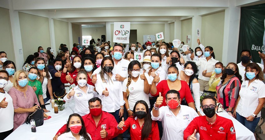 Ricardo Barroso refrenda compromisos por participación y seguridad de las mujeres