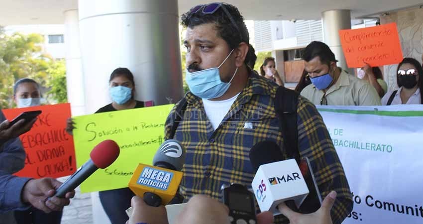 Tras días de protesta, establecen mesa de dialogo profesores de Telebachillerato y SEP