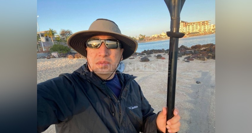 Desapareció tras salir a pasear en kayak en la bahía paceña