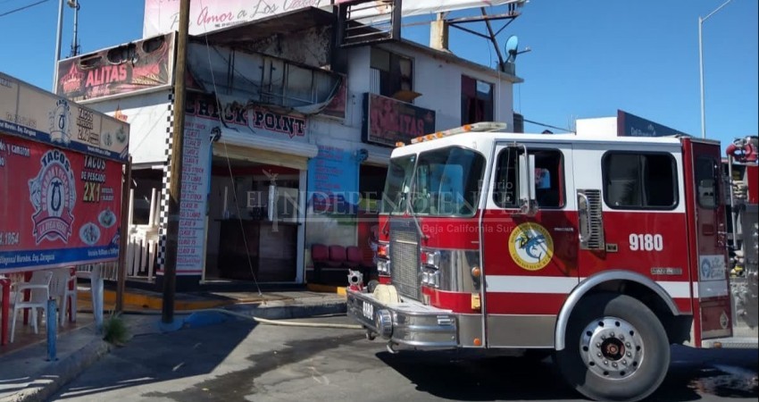 Se incendia local comercial en Cabo San Lucas