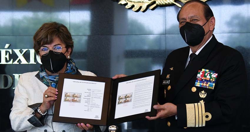 Cancelan estampilla postal para conmemorar la creación de la Armada