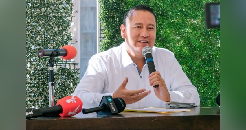 Pondré mi capacidad y experiencia para trabajar por BCS con nuestro próximo gobernador Víctor Castro: Adonai Carreón