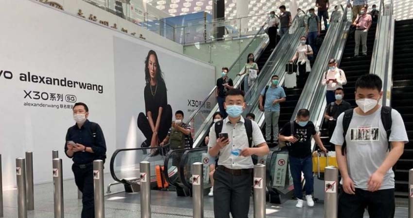 Aeropuerto de China cancela vuelos tras detectar caso de variante Delta