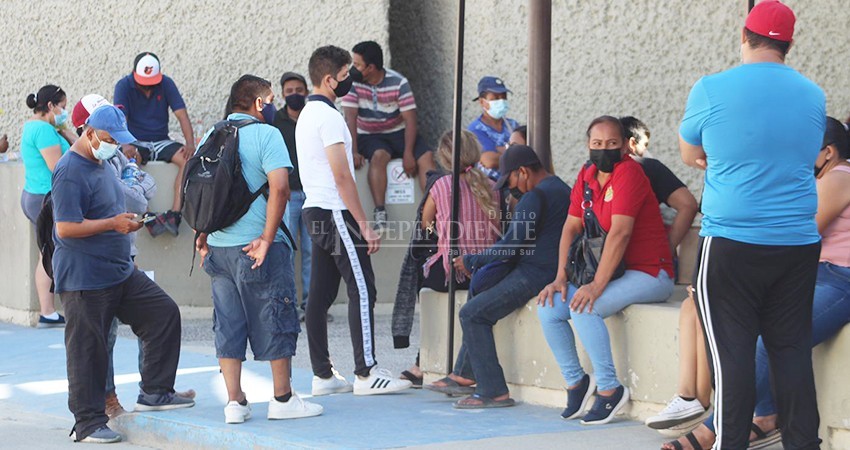 Hay disponibilidad para atender casos Covid, pero el personal está cansado: IMSS