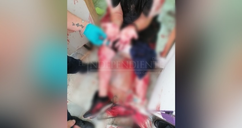 A tijerazos casi le cercena manos y pierna a su rival