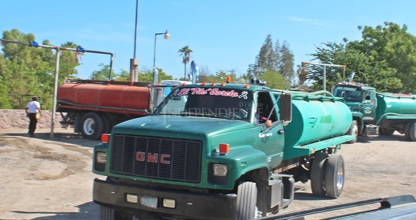Más de 5 mil personas en La Paz dependen de pipas para abastecerse de agua