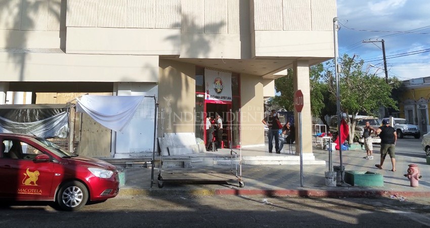 Recortan a semifijos del centro de La Paz por nueva tienda Waldo’s