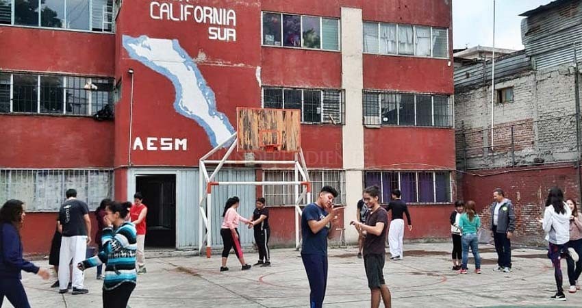 La administración Mendoza dejará deudas millonarias a la casa del estudiante en CDMX