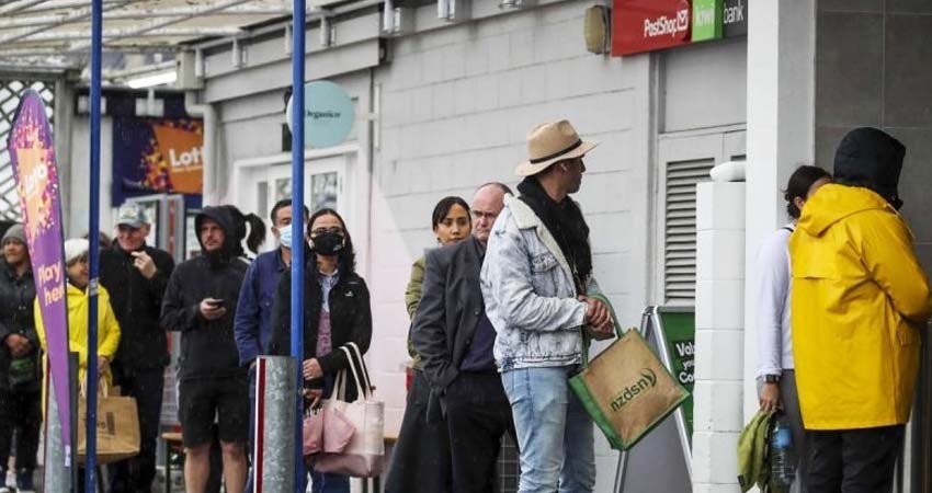 Nueva Zelanda detecta primer caso de covid en 6 meses y aplica confinamiento