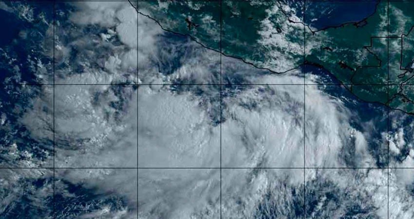 Nora podría tocar tierra el lunes en BCS como huracán categoría 1