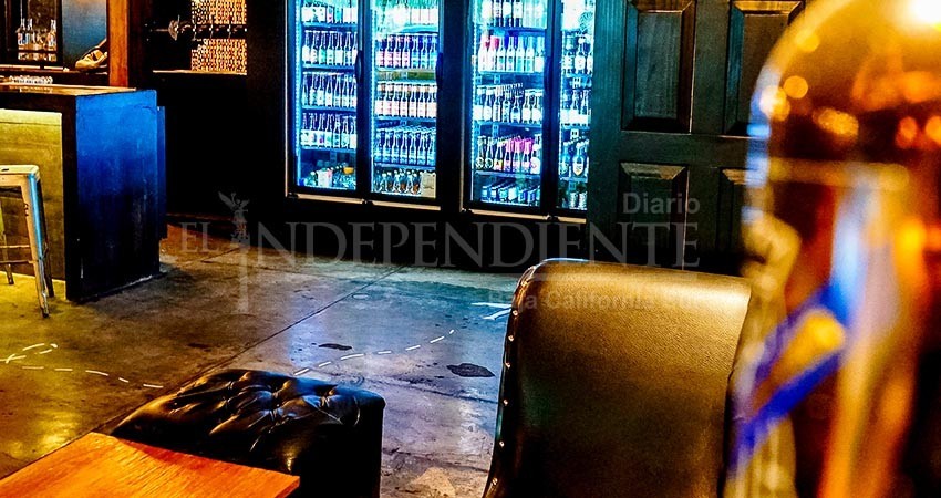 Amplían aforo y horarios de actividades sociales en La Paz