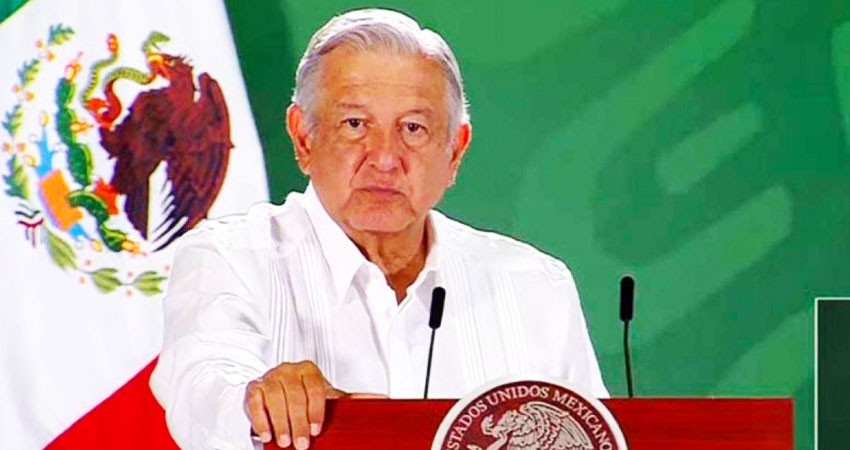 Impide CNTE entrada de López Obrador a zona militar en Chiapas