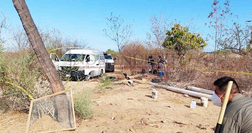 Existen más de 228 cuerpos en fosas comunes y sin identificar: familiares de desaparecidos