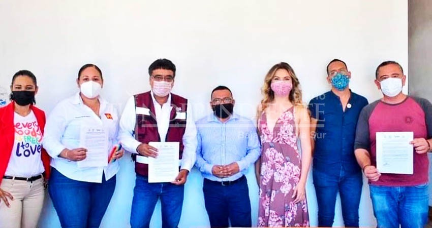 Comunidad LGBT+ busca integración en plan de gobierno de Óscar Leggs