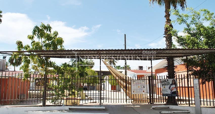 Con pipas habrá de suministrarse agua potable a las escuelas que lo requieran durante regreso a clases