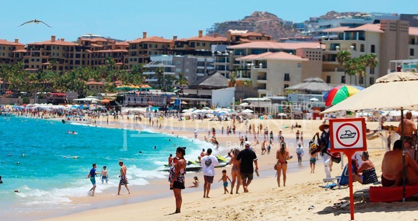 A un paso de abrir las playas de Los Cabos, pero sin todos los protocolos de salud