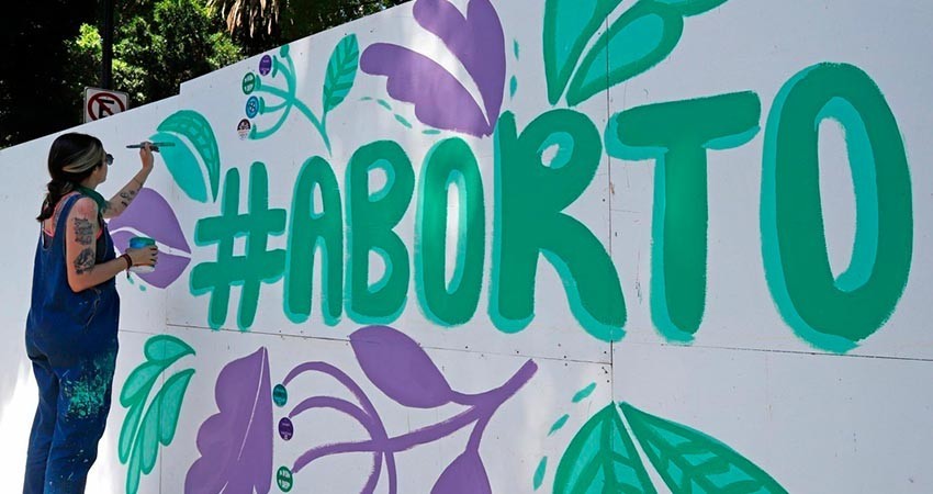 He actuado con prudencia frente al tema del aborto: López Obrador