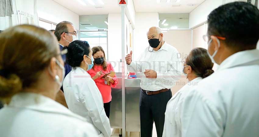 Gobernador realiza visita de evaluación al Hospital Salvatierra