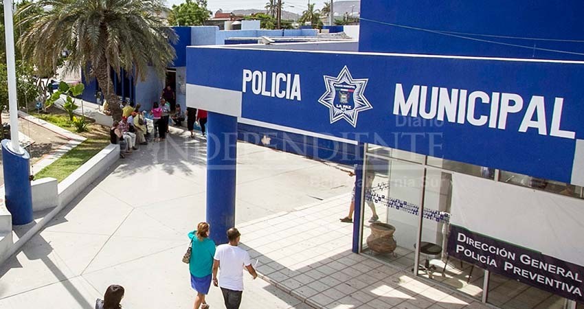 Policías municipales, otra vez sin sueldo