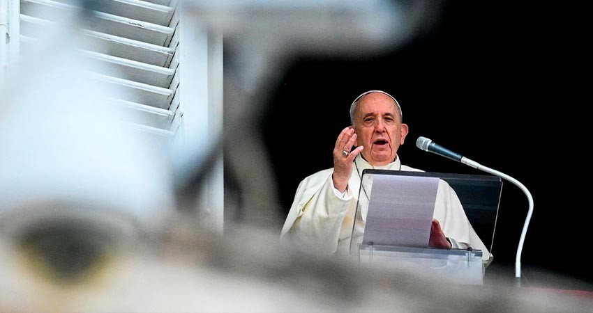 Papa Francisco reitera disculpas por "acciones y omisiones" del pasado