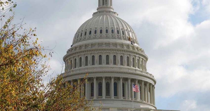 Congreso de EU aprueba presupuesto y evita cierre de gobierno