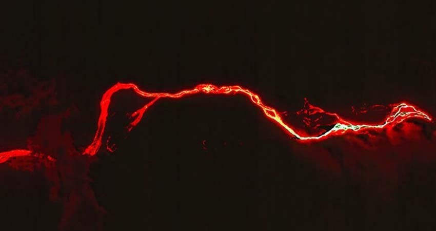 Aparecen de dos nuevas bocas en volcán de la Palma; ya investigan daños