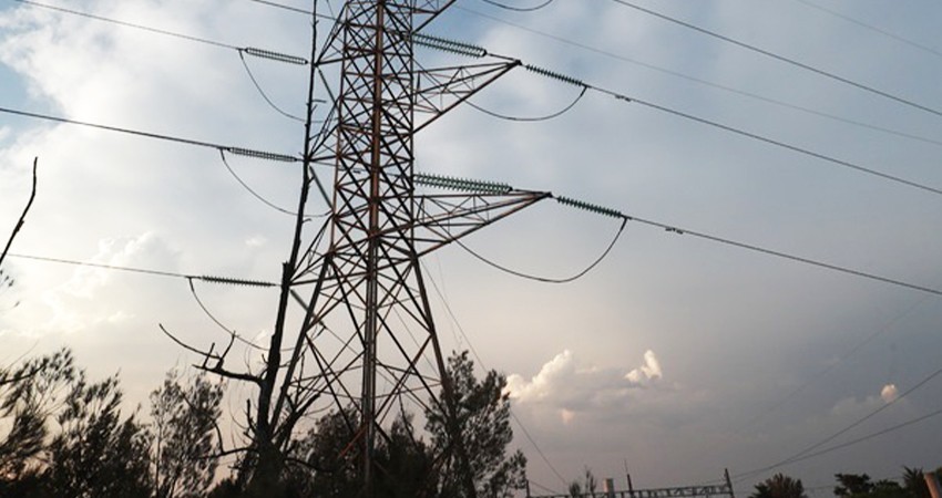 Reforma eléctrica puede frenar inversión ante incertidumbre: FMI