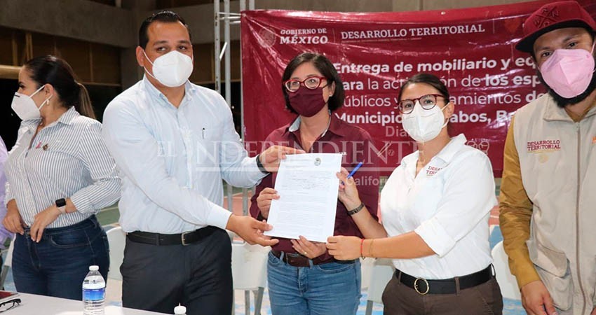 Para la reactivación de los espacios públicos, recibe INDEM Los Cabos equipo y materiales de SEDATU