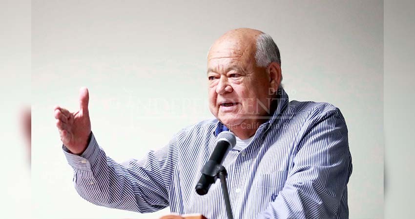 A favor Castro Cosío de la nueva reforma eléctrica de AMLO