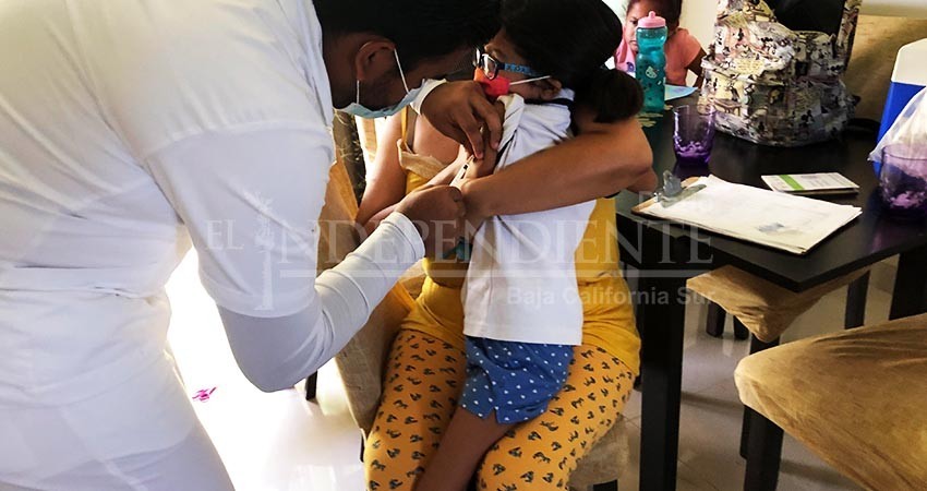 Vacunación contra influenza arranca con población objetivo menor de 5 años y mayor de 60